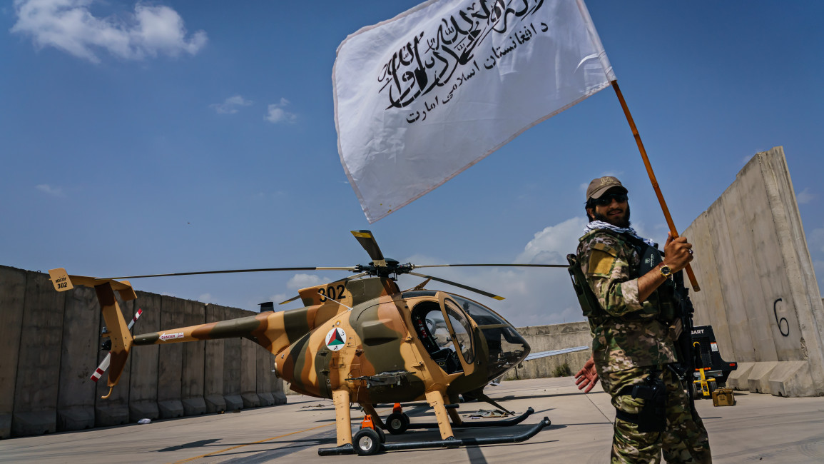 Taliban Berhasil Perbaiki Lebih Dari 60 Helikopter Dan Pesawat Sayap Tetap